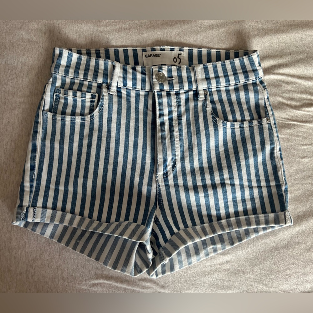 Garage striped shorts
